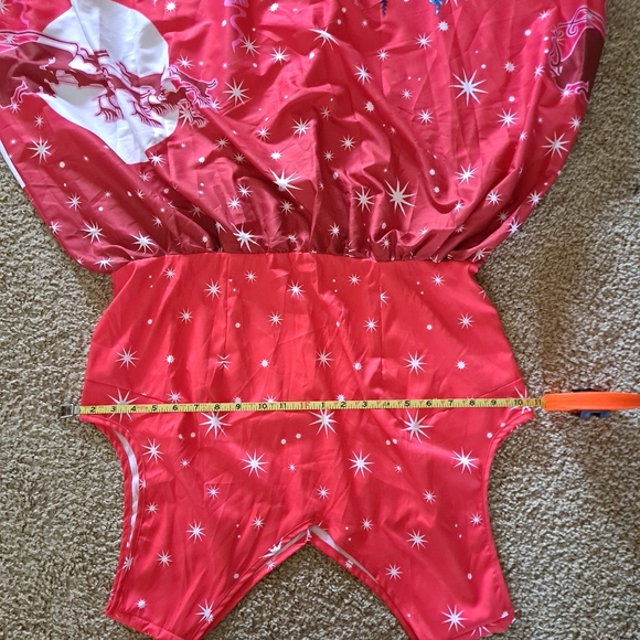 Homemade v-neck Christmas dress - Picture 5 of 8